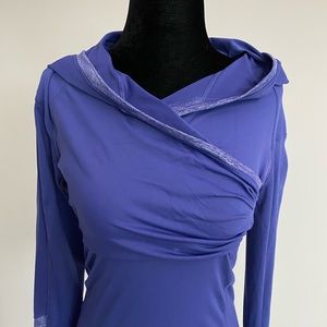 💥HOST PICK💥 Rare Lululemon Run Cross Train Pullover